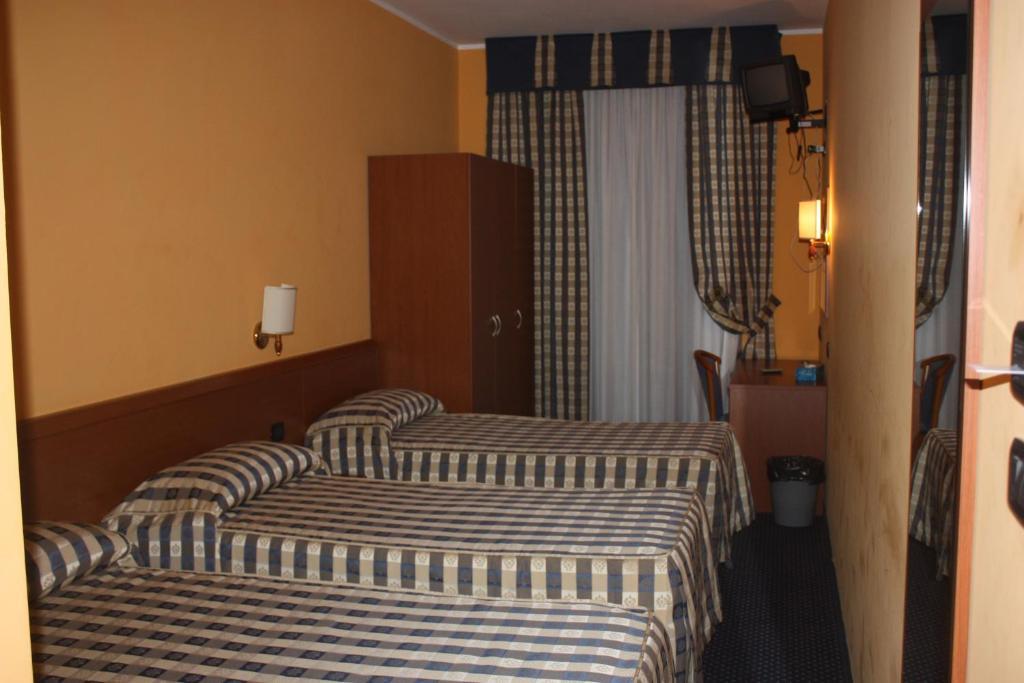 Hotel Tre Denti Cantalupa Kültér fotó